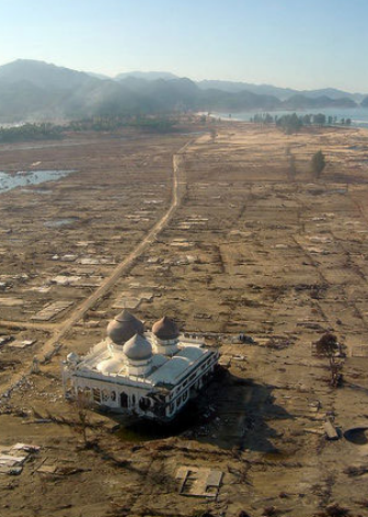 Moskee in tsunami 2